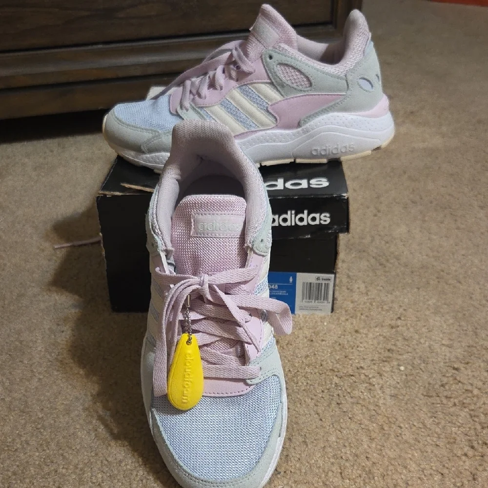 Adidas Pastel Pink and Gray Sneakers - Picture 3 of 4